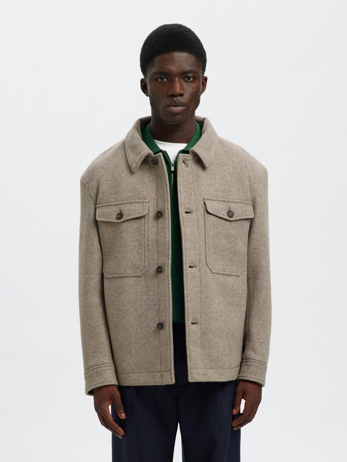 model_shot-front